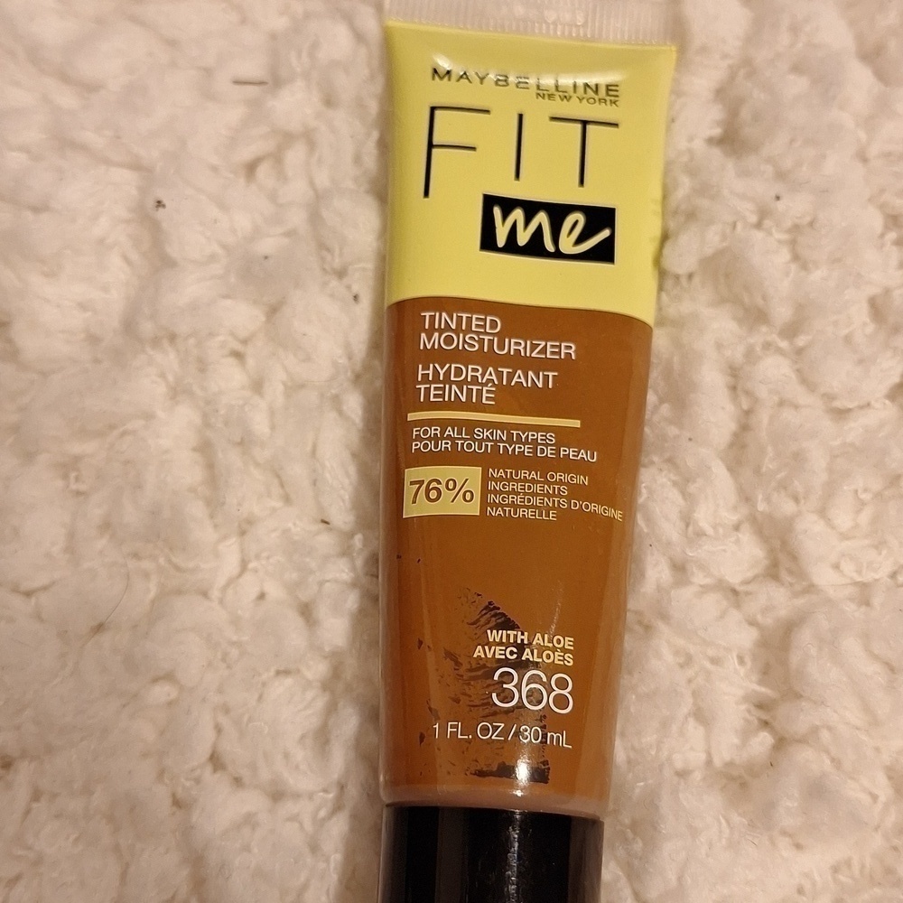 Maybelline Fit tinted moisturizer with aloe # 368